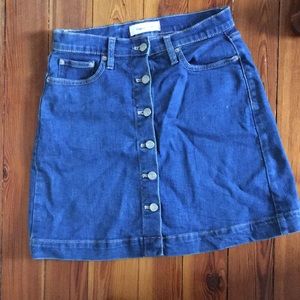 GAP Sz 26R Skirt